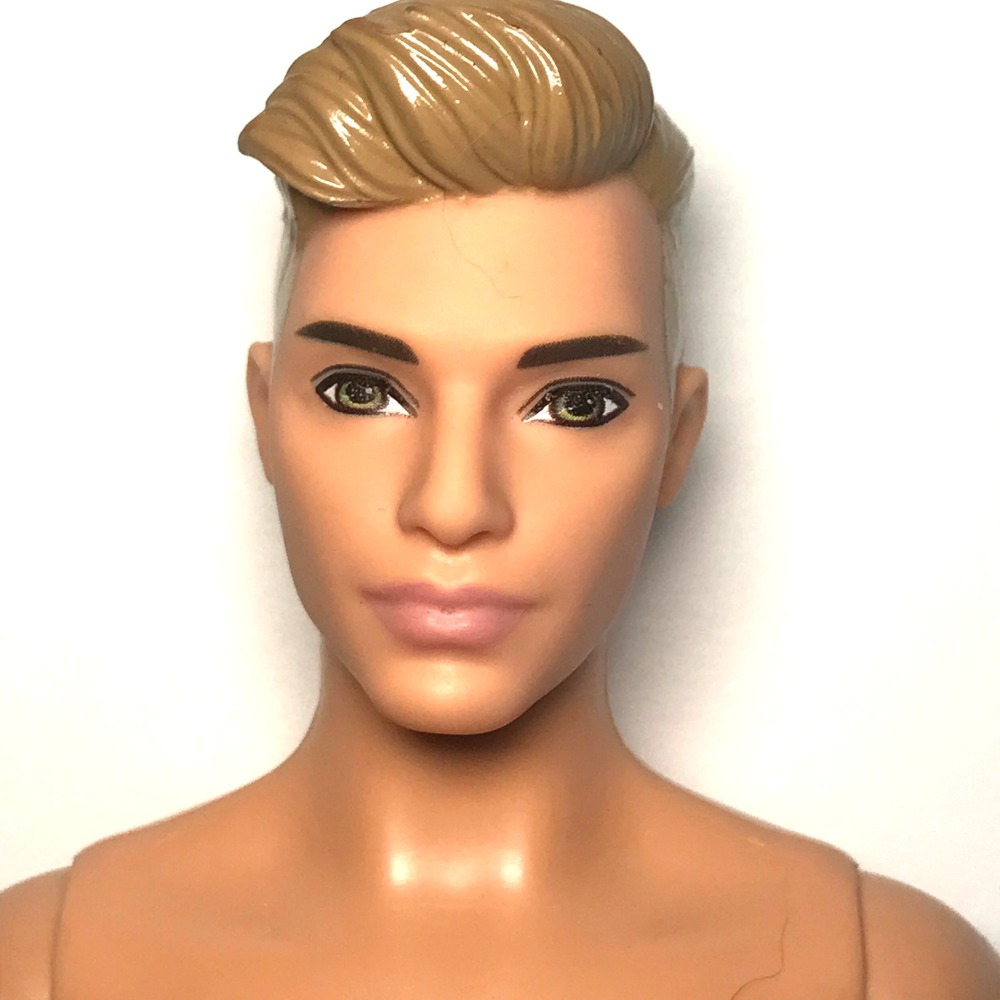 Nude Barbie 2016 Fashionistas #8 Husky Muscular Body Blonde Ken Male FNH40 Doll
